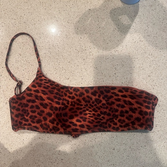 Monday Swimwear Sicily top in Dark Jaguar - Picture 3 of 6